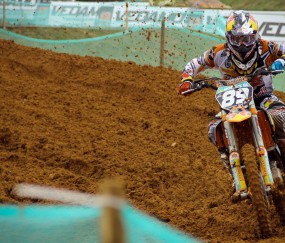 开云体育中国-东南亚足坛风云再起，泰国队力克马来西亚队，辛杜惊艳四座改写格局