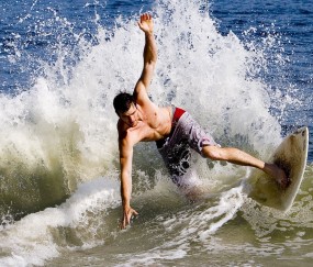 开云官方app入口-世界排名争夺战之夜，福克斯打出生涯之夜，改写联盟格局