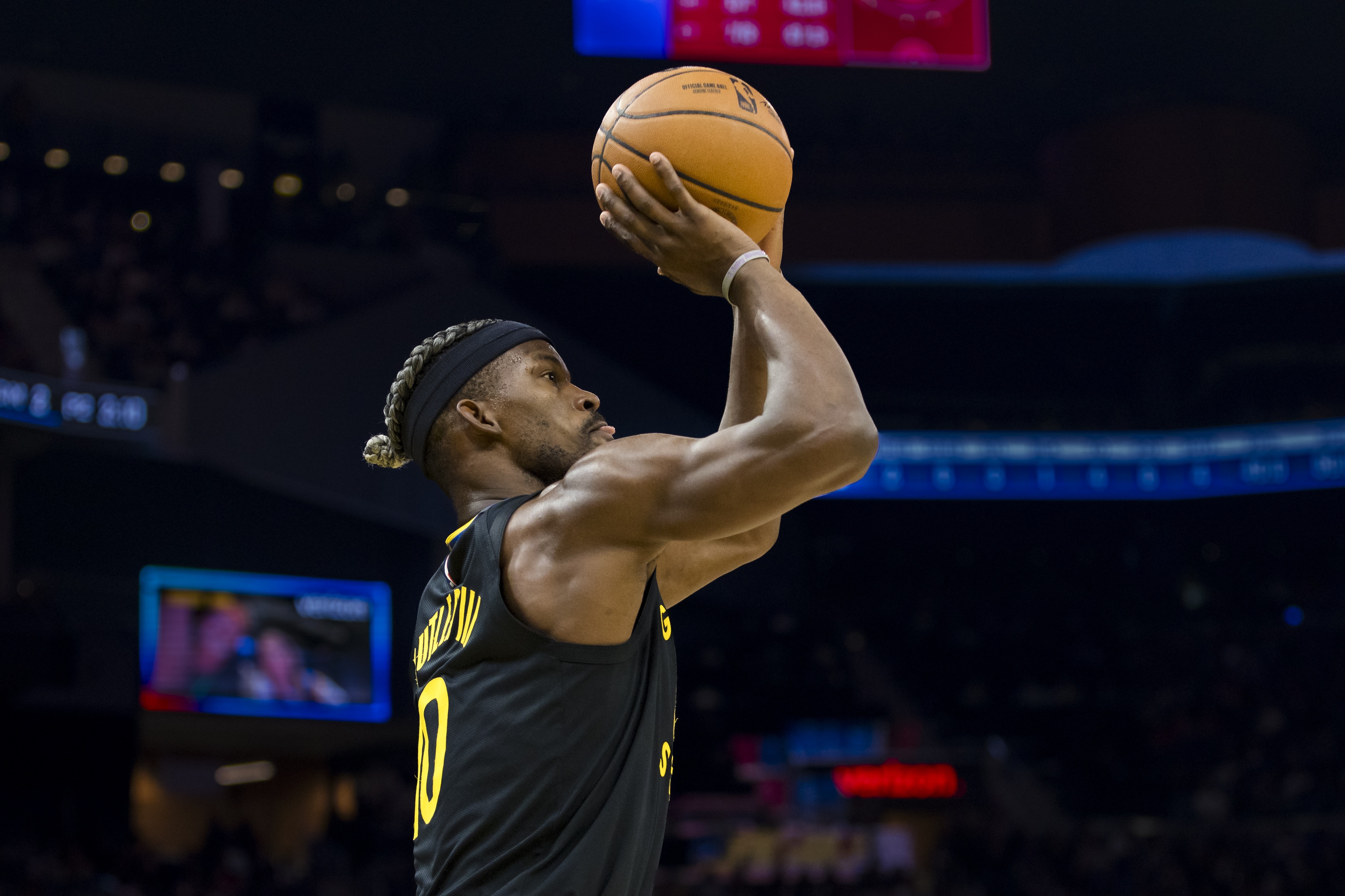 火箭队豪取大胜，球员个个发挥出色