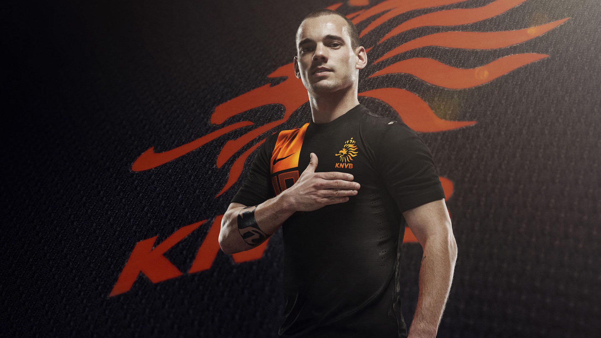 黄潜的黄昏狙击，当莱万爆发撞碎哥斯达黎加式悬念