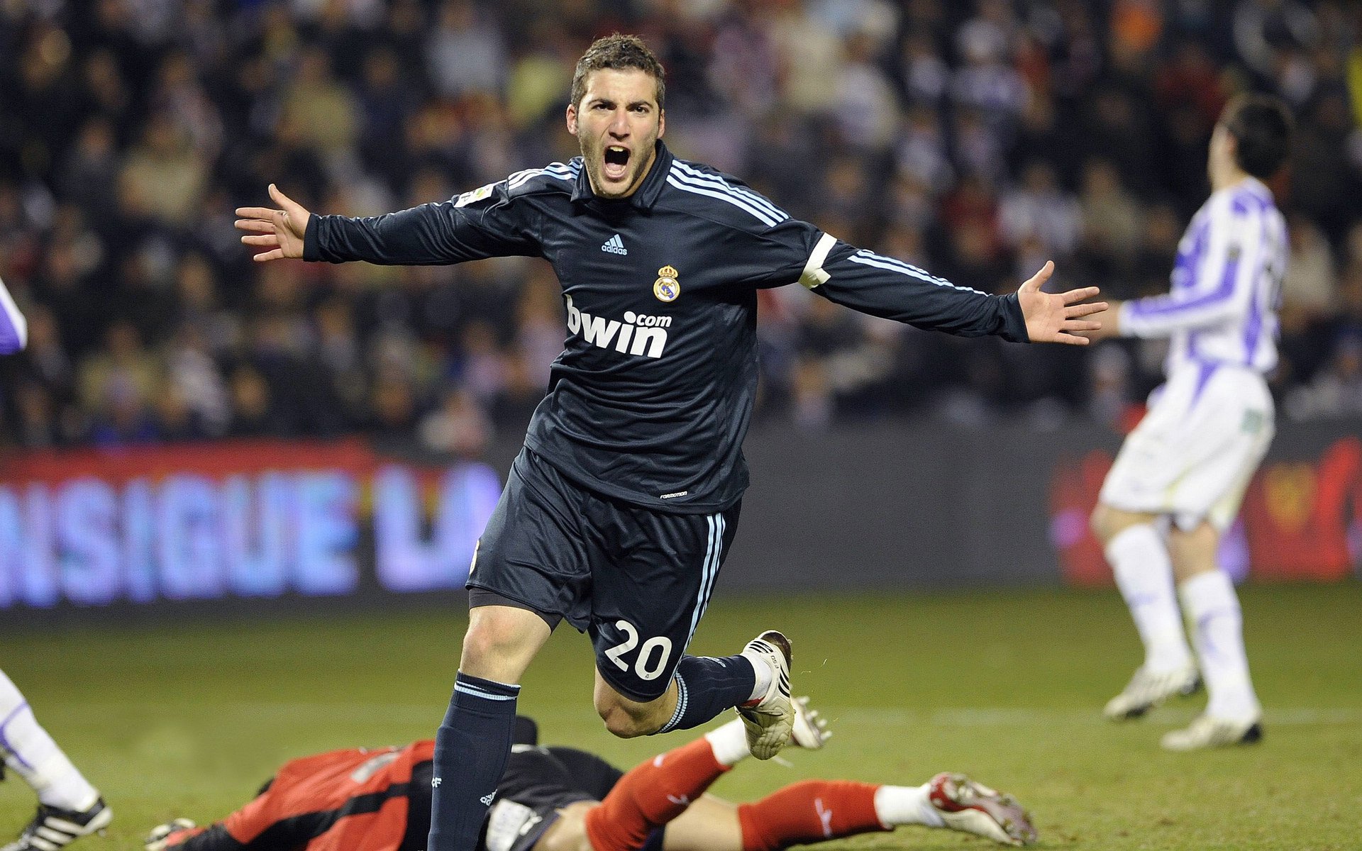 马刺碾压奇才，杰伦·格林成为关键先生